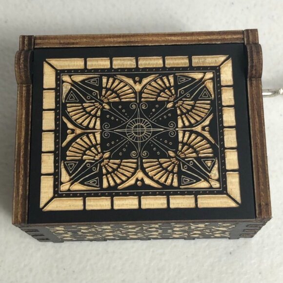 Dragonball Z Vegeta Blue Hair Hand Crank Wooden Music Box Anime Musical - Picture 5 of 11